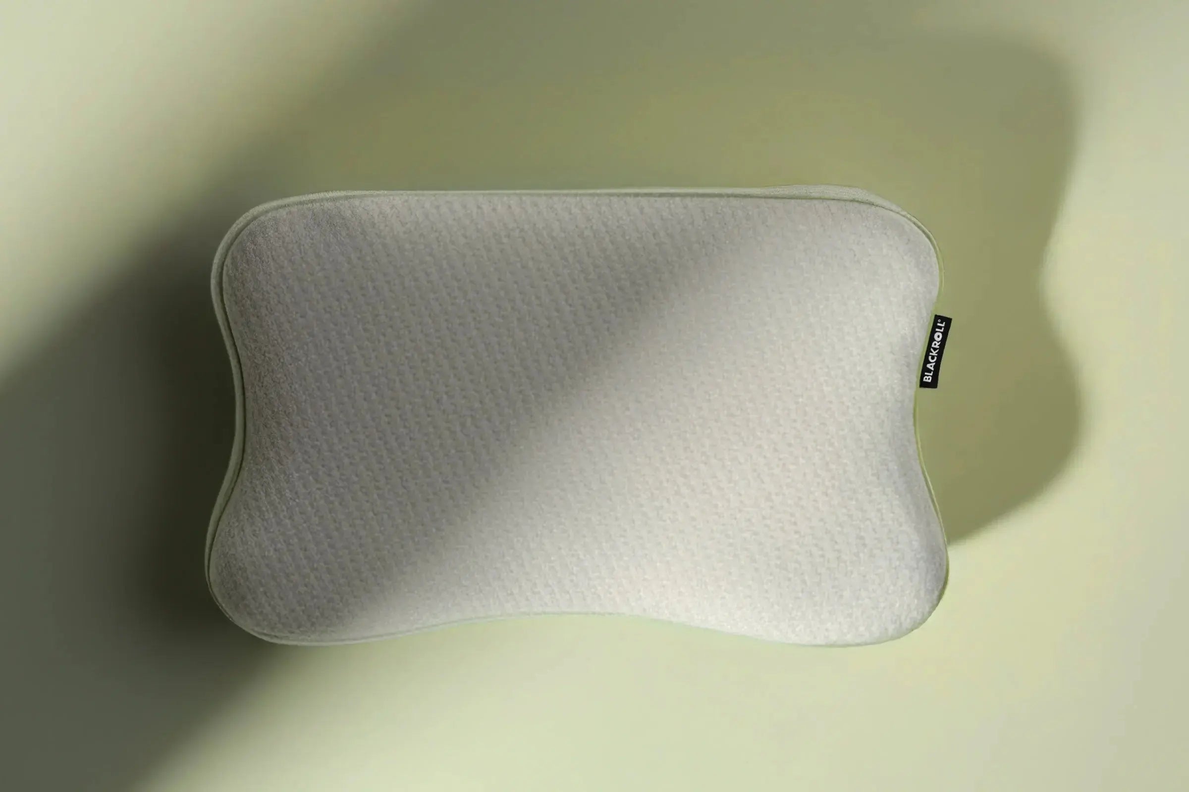 BLACKROLL® Recovery Pillow PLUS | Premium Comfort - height adjustable memory foam pillow BLACKROLL® Australia